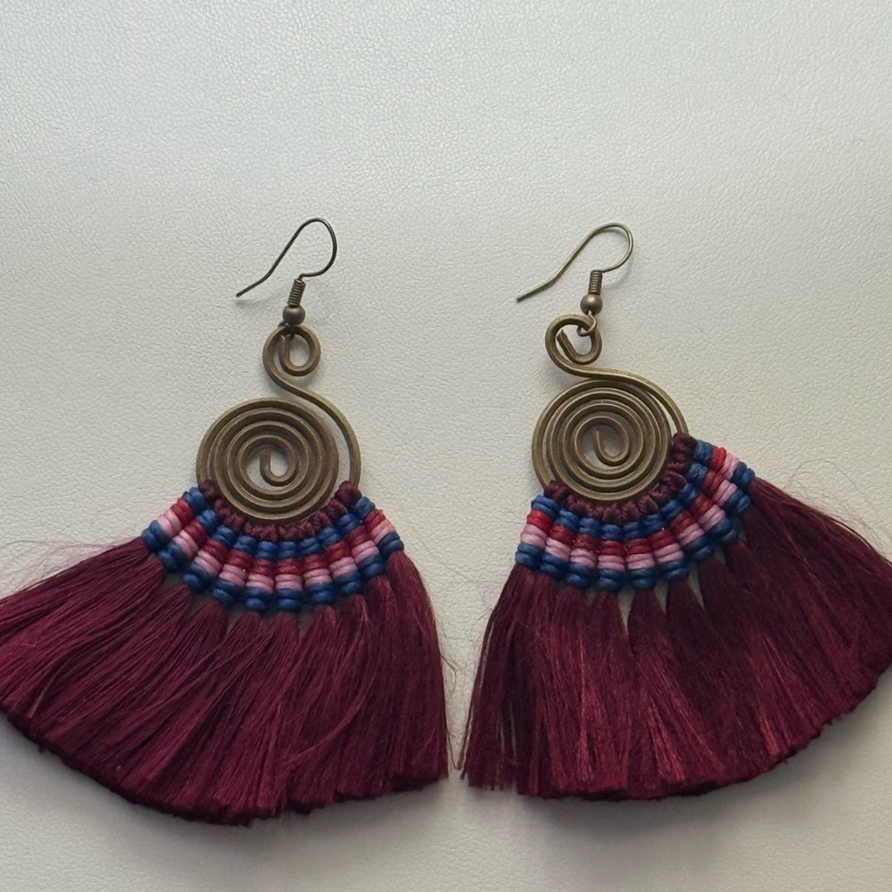 Boho Spiral Tassel Earrings - Burgundy
